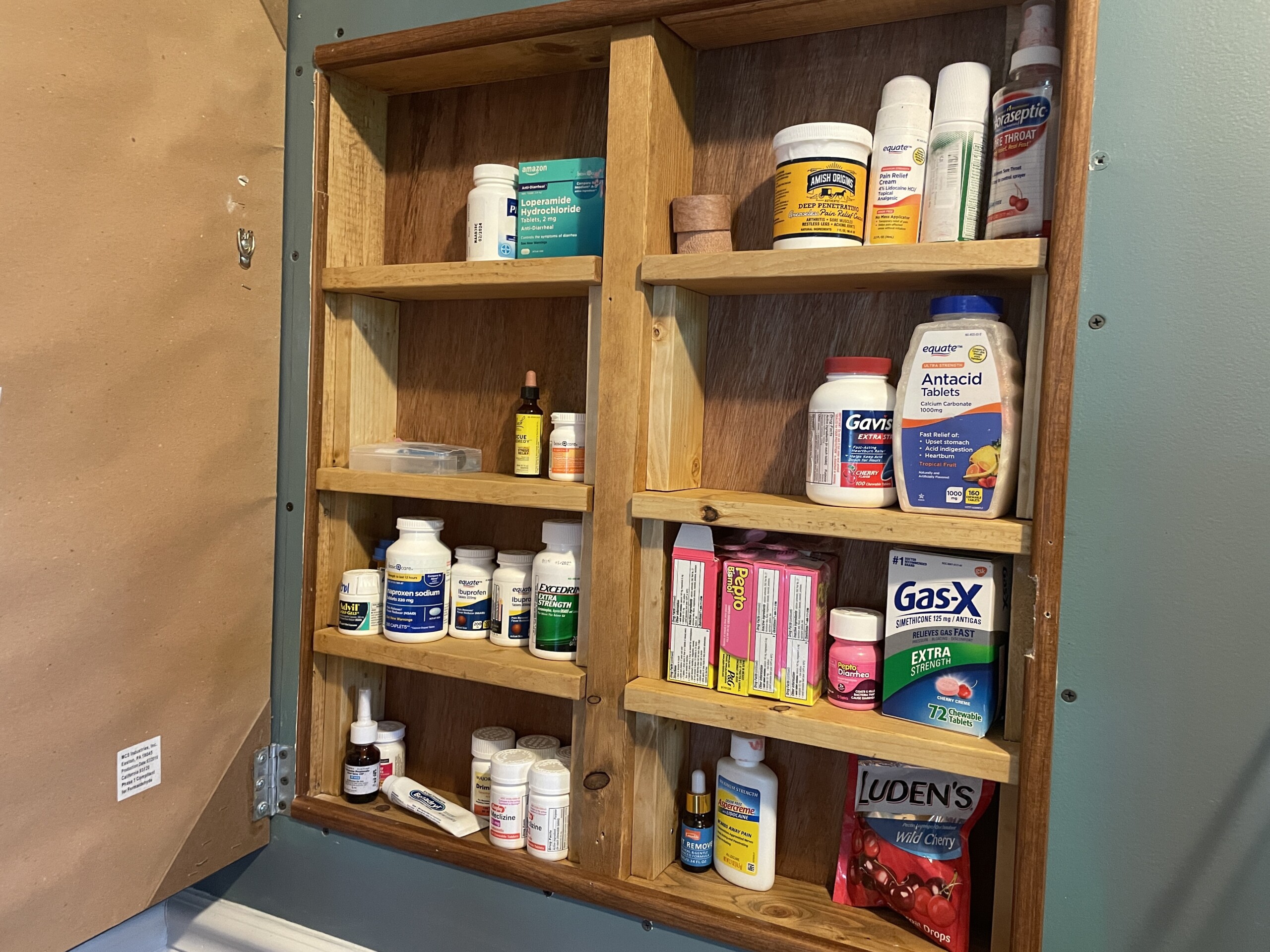 This Paint/Stain Gun Is Easy To Use For DIY Home Owners